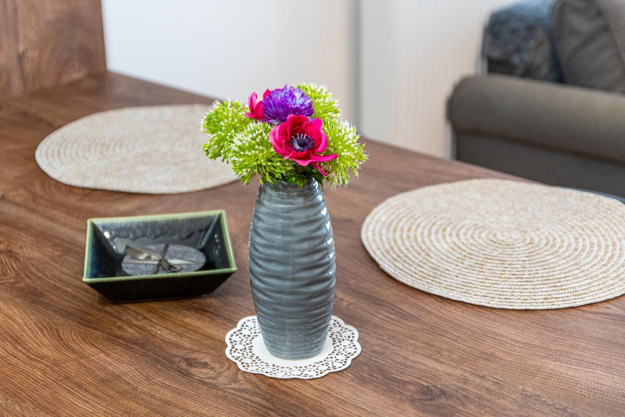 Flexible Selfcheckins 72 - - Garage - Loggia - New Apartment *